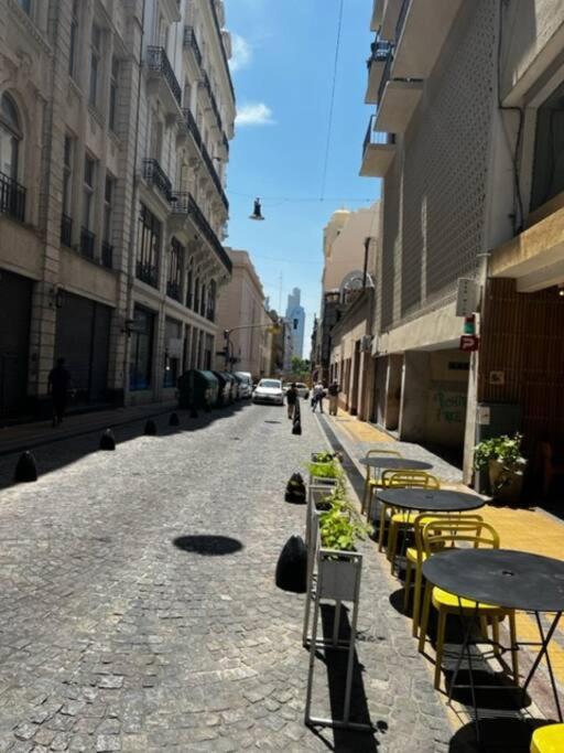 En Monserrat. Apartment Buenos Aires